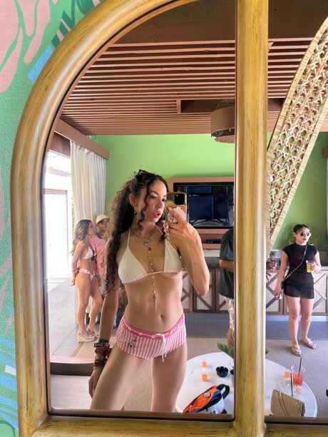 Meeksnfreaks xxx pornstar pictures