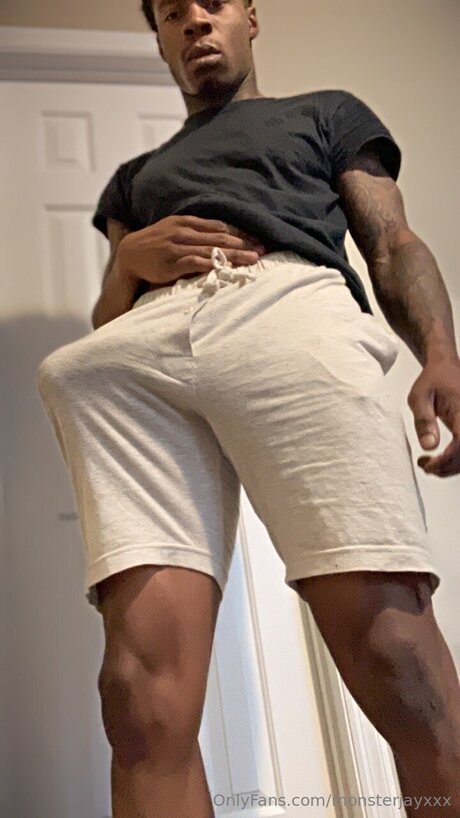 Monsterjayxxx beautiful actress img