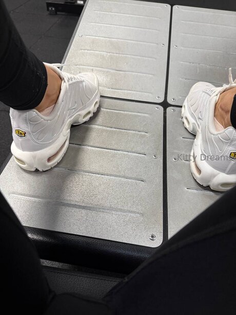 Kitty Dreams Vip pornstar hd images