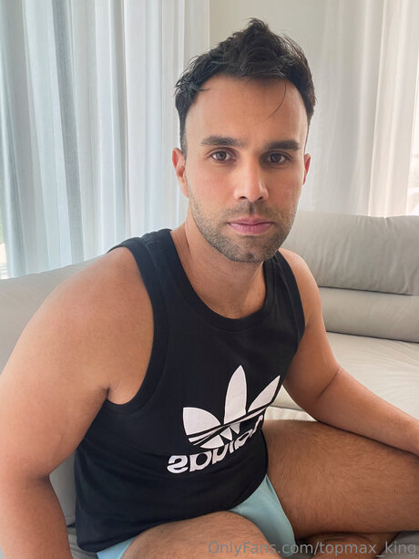 Topmax King exclusive star photos