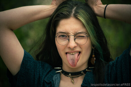 Poilsdesorcier Efree model hot image