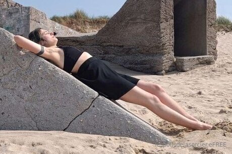 Poilsdesorcier Efree porn actress photo