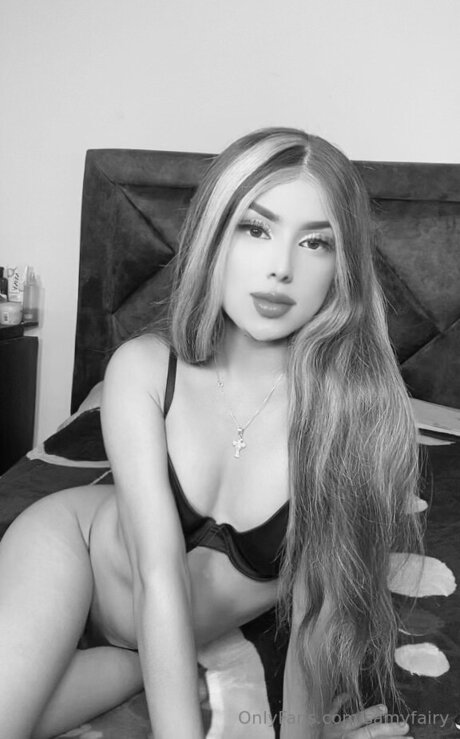 Samantharivas19 pornstar adult photo