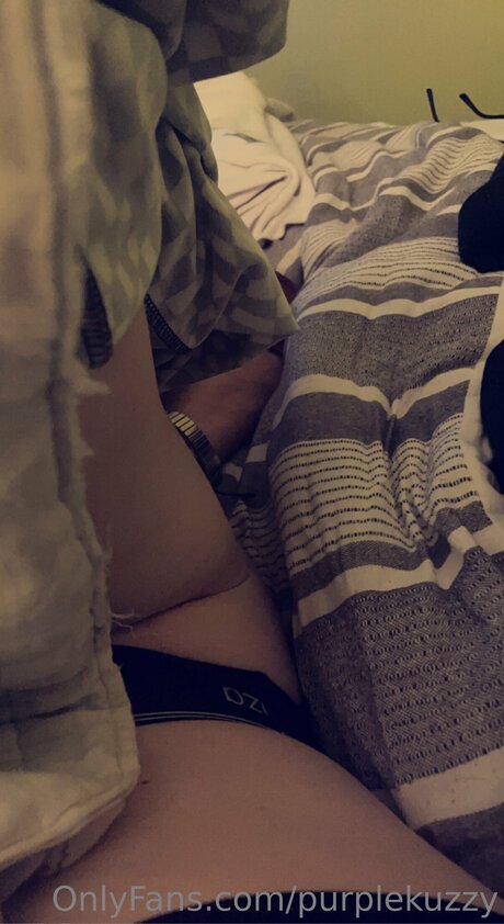 Caspersthickxx model hot pics