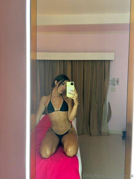 Cleo X pornographic actress picture