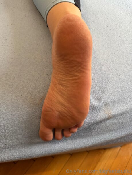 Bigfeetstudio pornstar erotic photos