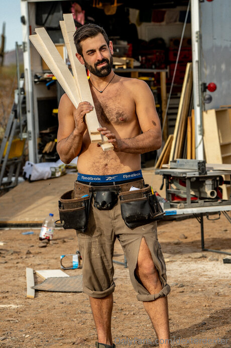 Dexterdexter star top image