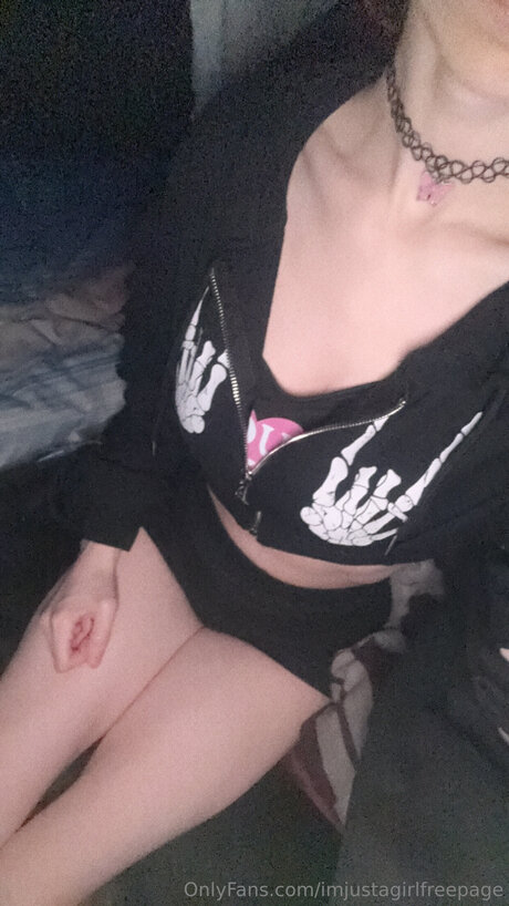 Imjustagirlfreepage top actress galleries