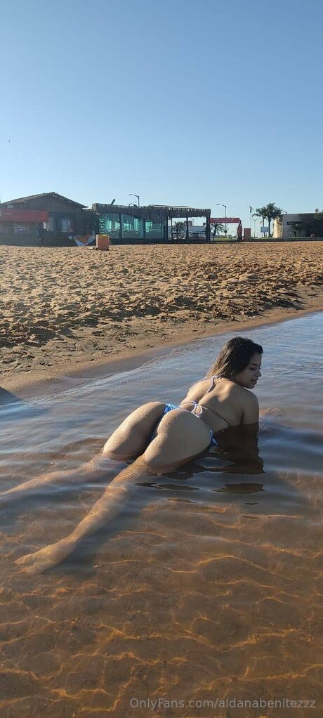 Aldanabenitezzz star naked image