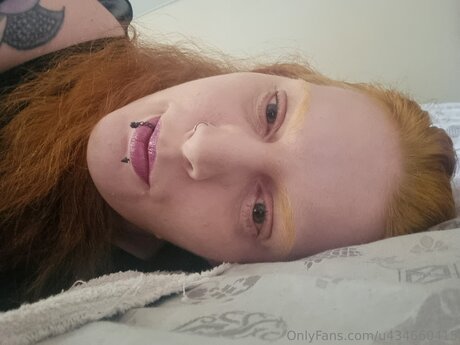 U434660415 star adult photos