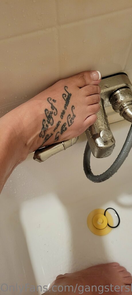 Gangstersbaby erotic star image