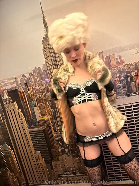 Kinky Lady Amsterdam hot pornstar photo