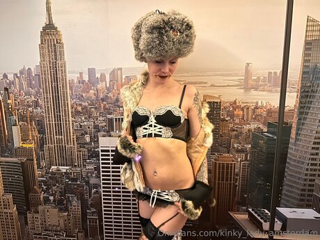 Kinky Lady Amsterdam nudes model photos