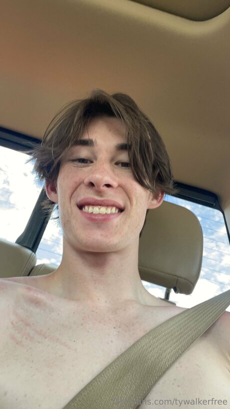 Tywalkerfree free model pictures