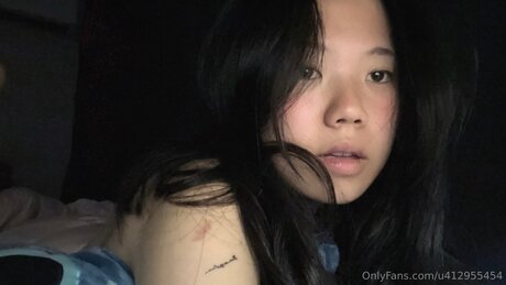 U412955454 pretty actress galleries