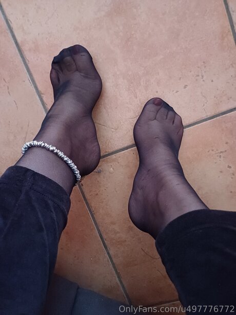 U497776772 perfect actress gallery