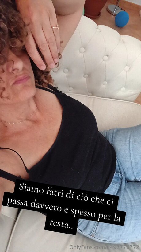 U497776772 high quality model gallery