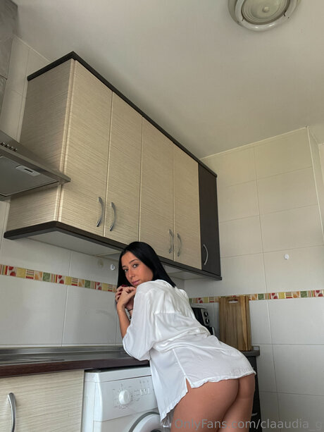 Claaudia G perfect model archive