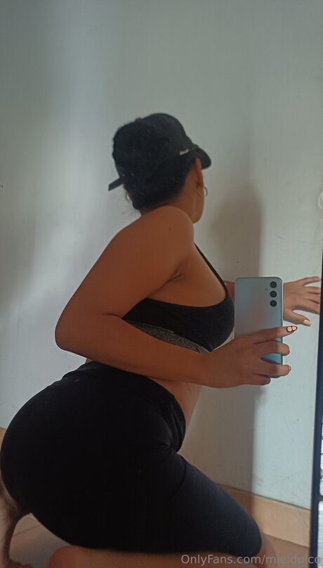 Mieldulco pornstar nude archive