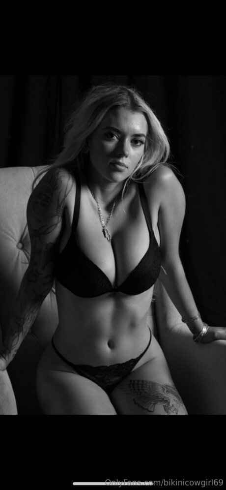 Bikinicowgirl69 pornstar adult pics