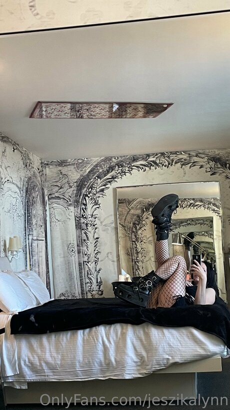 Jeszikalynn model naked pictures