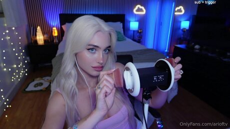 big tits mature onlyfans naked galleries