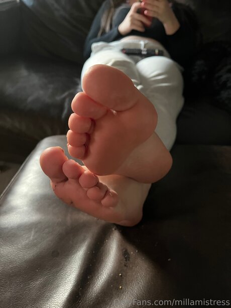 Millamistress star high quality pictures