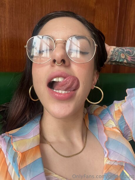 Gindust star hd image