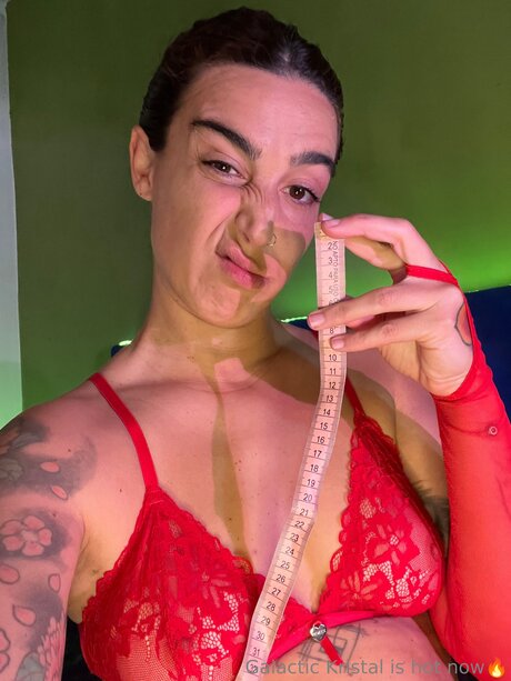 Wildgirlfetish exclusive model picture