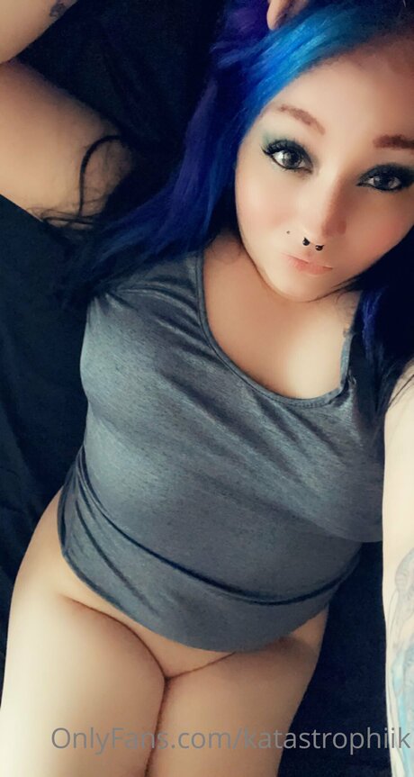 Katastrophiik model nice picture