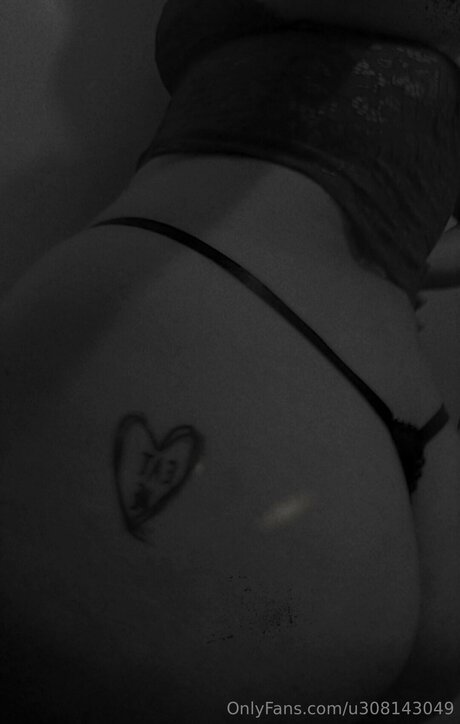 U308143049 pornstar pics