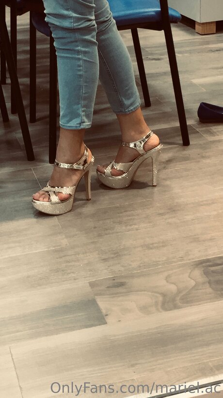 Mariel Ac pornstar pics