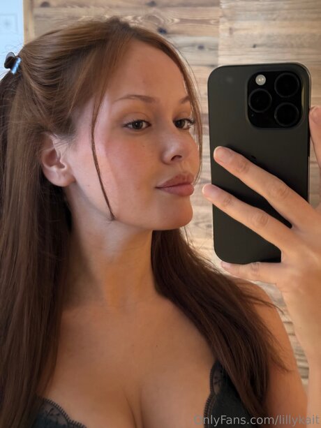 Lillykait pornstar nude images