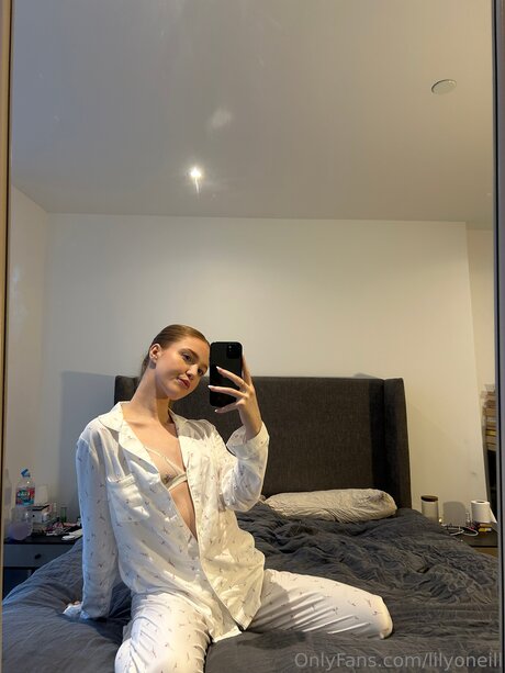 Lilyoneill nice star galleries