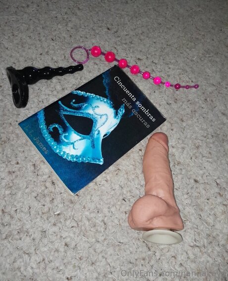 Hannakeys model best photo