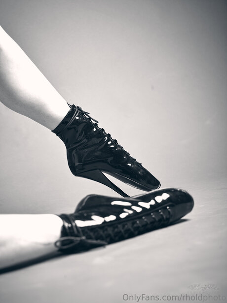 Rholdphoto hot actress images