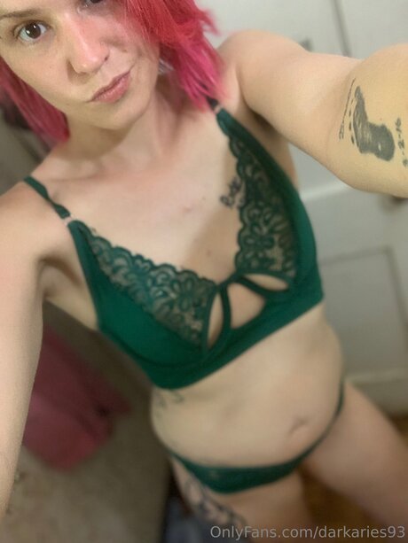 Darkaries93 pornstar erotic photos