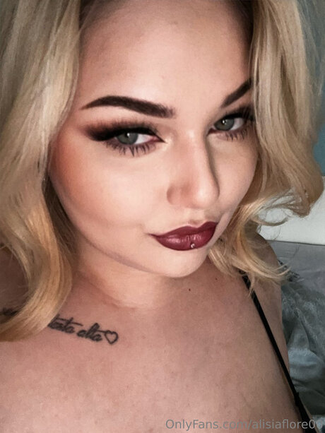 Alisiaflore00 exclusive model picture