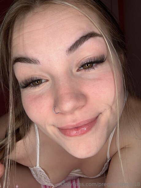 Pregnantbella18 model best pictures