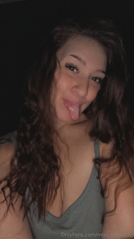 Miss Mama36 model pornographic pictures