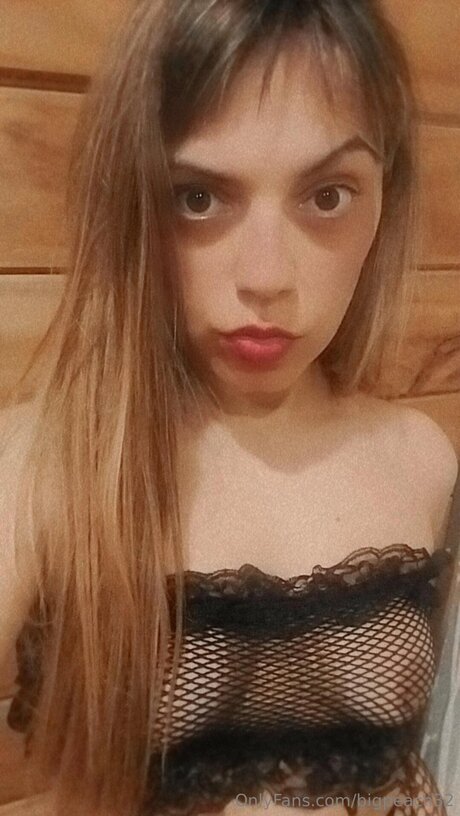 Bigpeach32 star top pic