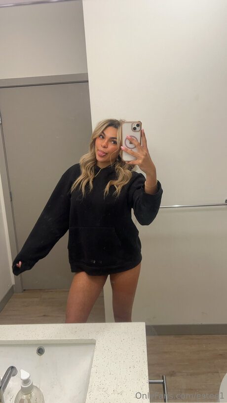 Estee1 star best image