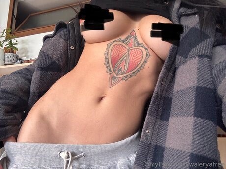 Waleryafree pornographic model picture