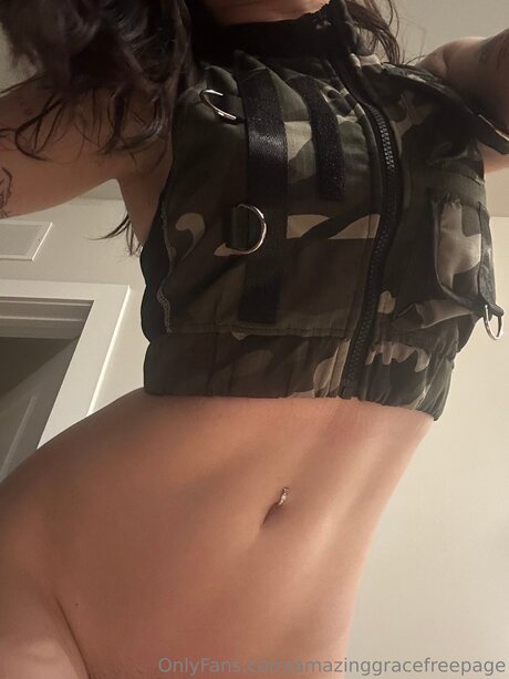 Graceinheatfree model beautiful pictures