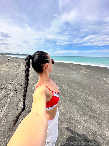 Zuzusweetprivate pornstar hd pictures