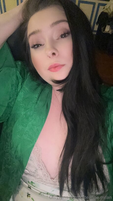 Kateanne Milan model perfect picture