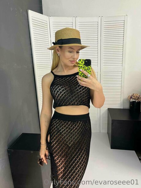 Yummymommysex star art photos