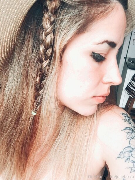 Aliceayress star best pictures