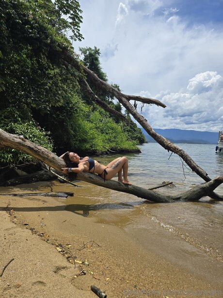 Isisoncam pretty pornstar img