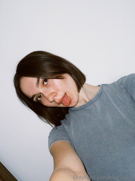 Eva Skyyy hd model galleries